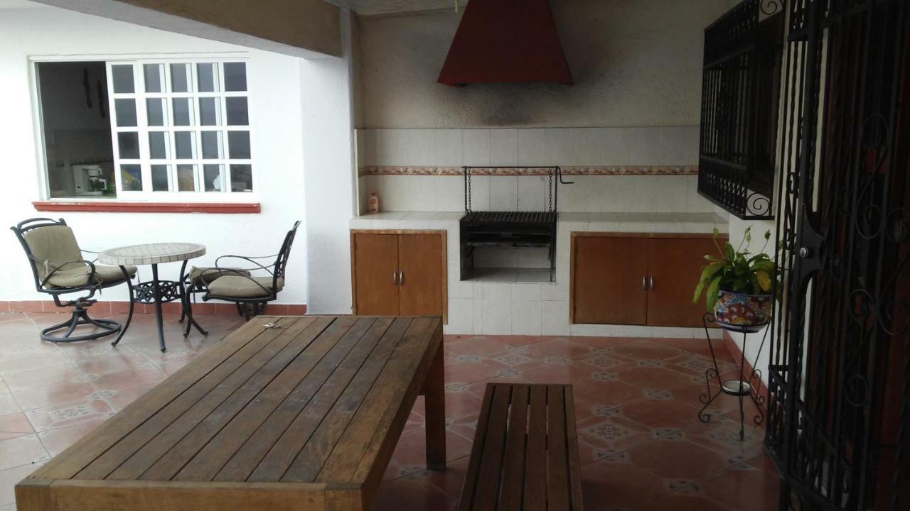 Casa Privada Para Descanso, Se Renta Para 8 Personas Completa Y Tambien Por Habitacion Con Bano Privado Para 2 O 4 Personas Compartiendo Areas Comunes Cuernavaca Exteriör bild