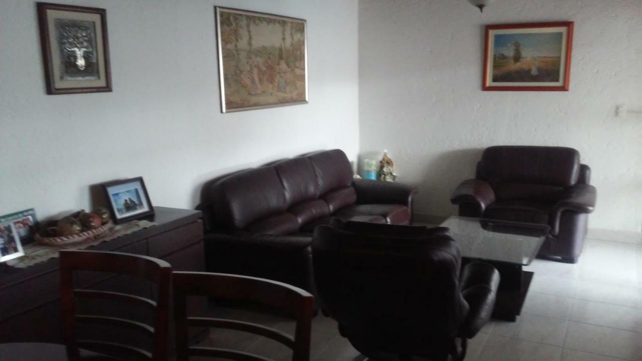Casa Privada Para Descanso, Se Renta Para 8 Personas Completa Y Tambien Por Habitacion Con Bano Privado Para 2 O 4 Personas Compartiendo Areas Comunes Cuernavaca Exteriör bild